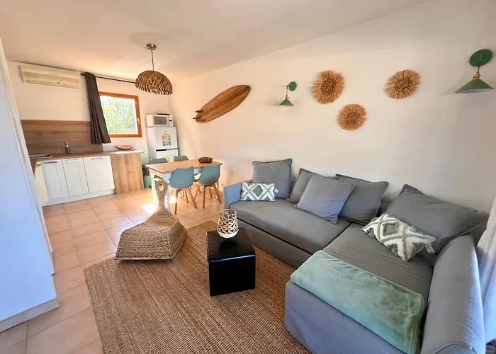Superbe Vue Proche De La Avec Piscine Lejlighed Pietra Moneta