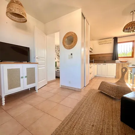 Superbe Vue Proche De La Avec Piscine Appartement *