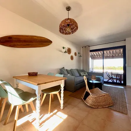 Superbe Vue Proche De La Avec Piscine